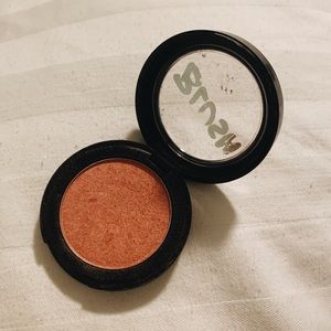 ModelCo Blush